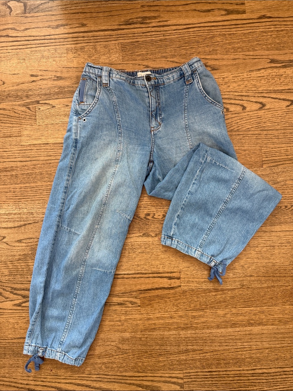 Women's Light Blue Denim Jogger Jeans